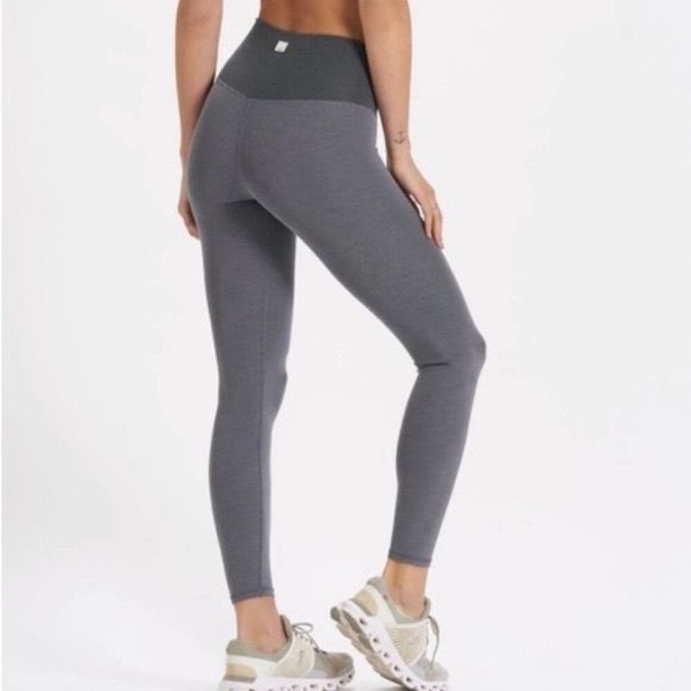 Vuori Lux Rib Studio Leggings Gray Size Medium